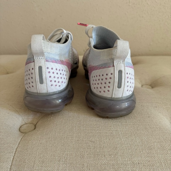 Nike Air Vapormax Flyknit 2 Hydrogen Pink White 7.5 - Picture 6 of 8